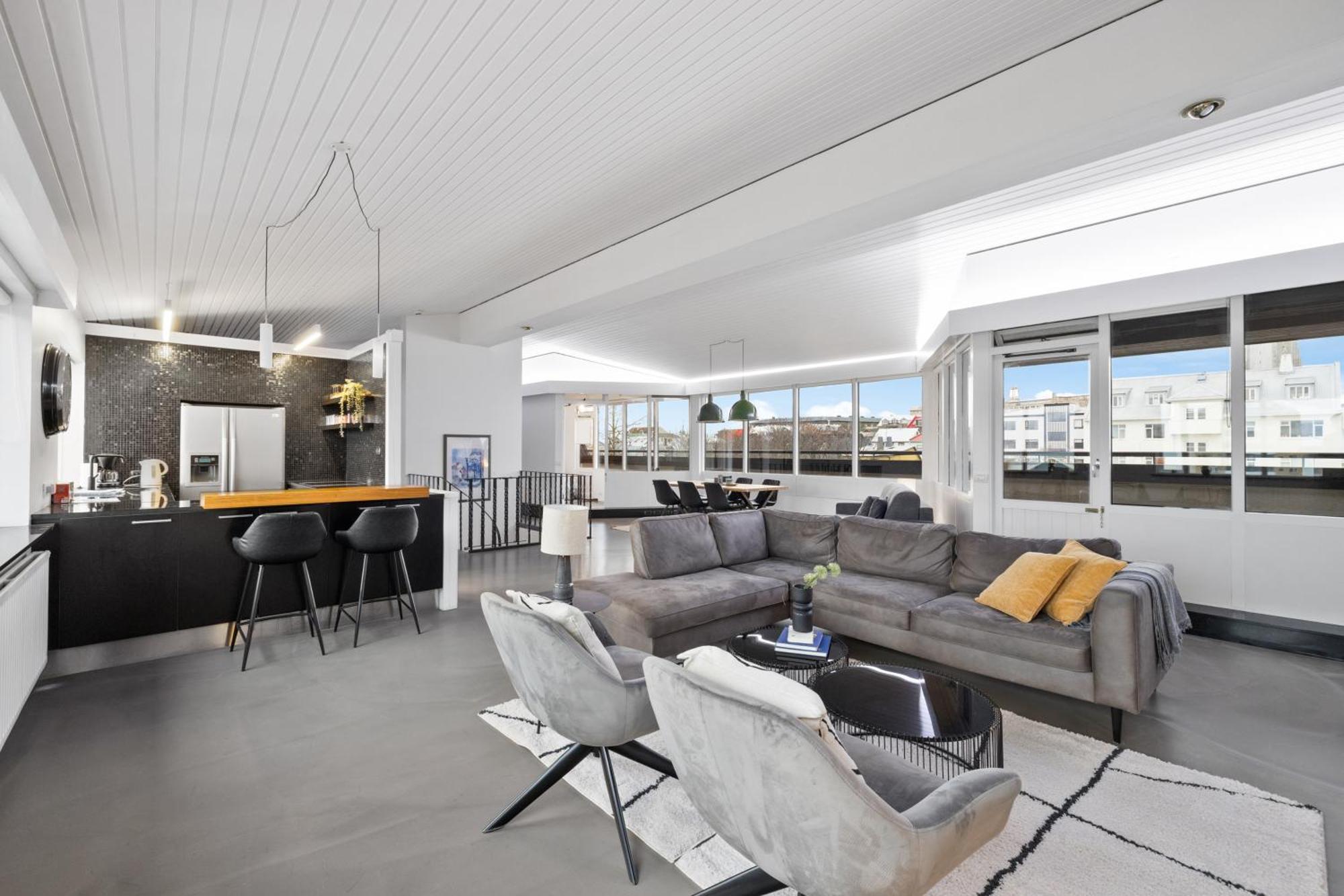 Penthouse Apt On The Shopping Street-Free Parking เรคยาวิก ภายนอก รูปภาพ
